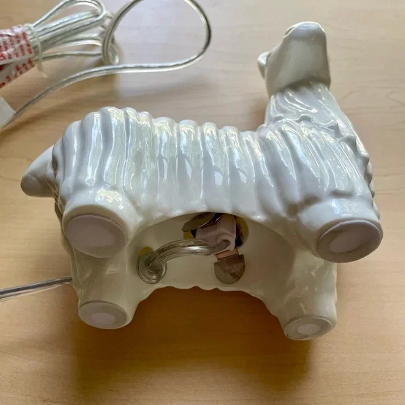 Llama lamp - Picture 4 of 10